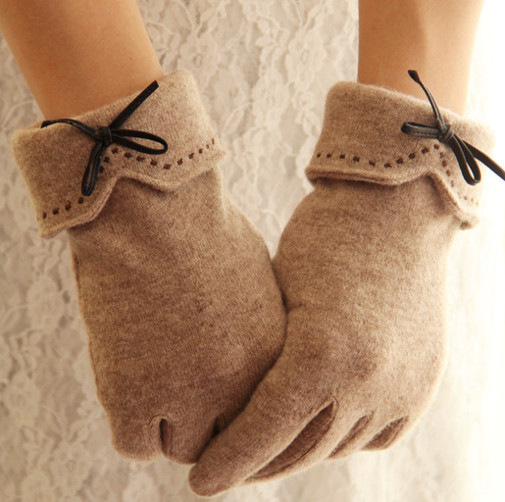 Elegant Winter Gloves