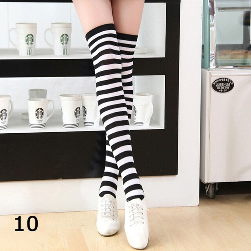 Diamond Plaid Knee Socks