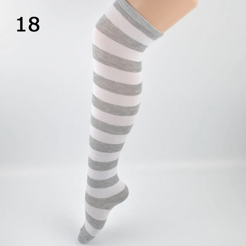 Diamond Plaid Knee Socks