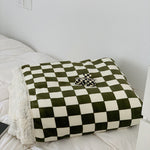 Checkerboard Thickened Fleece Blanket